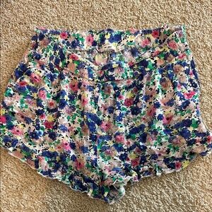 Mi Ami Francesca's Floral Ruffle Hem Shorts - Blue/Pink - Size M